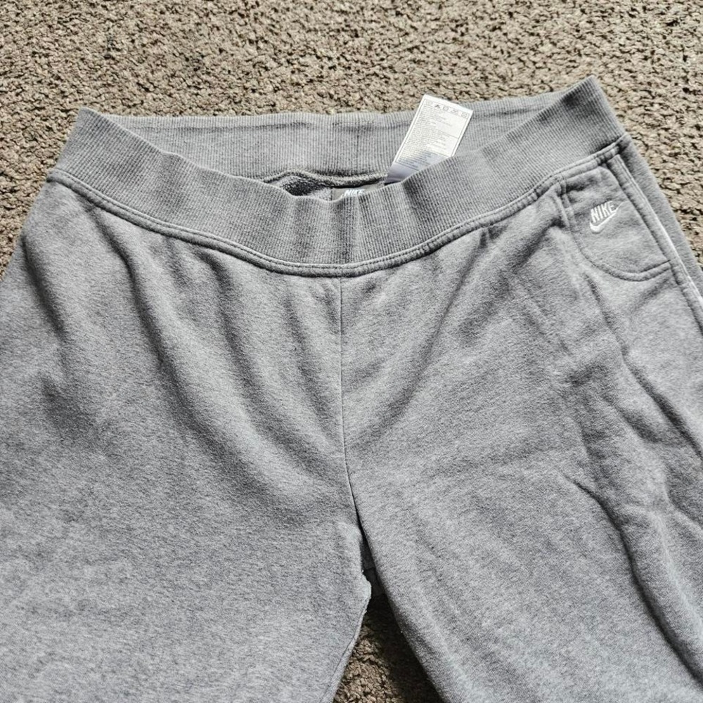 Nike Women's Gray Wide-Leg Sweatpants – Size Large – Vintage Y2K